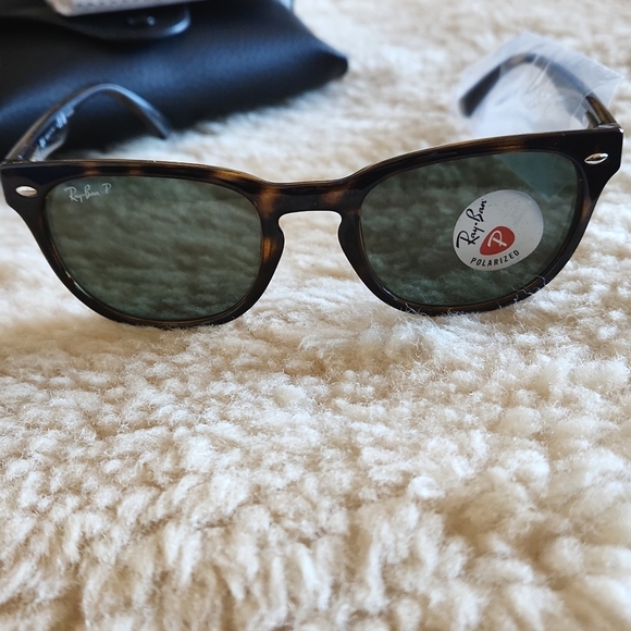 NWT IOB Ray-Ban Wayfarer Light Havana Polarized Sunglasses 👓 😎 - Picture 4 of 16